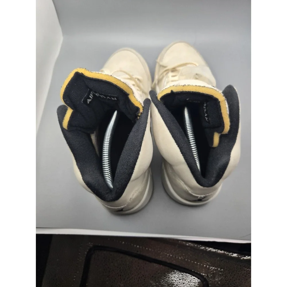 Air‎ Jordan 5 Retro SE 